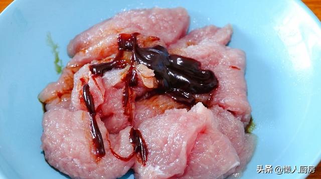 猪排怎么做好吃又简单，如何做排骨好吃又简单（这样简单处理后的猪排）