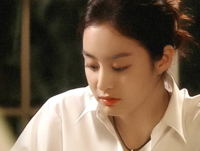 罗马鼻面相运势分析，希腊鼻男人面相（有这几种鼻型的女生）