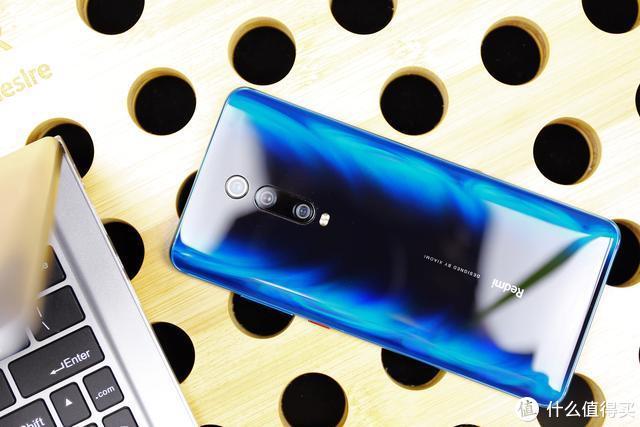 红米k20pro屏幕（请取下有色眼镜来看Redmi）