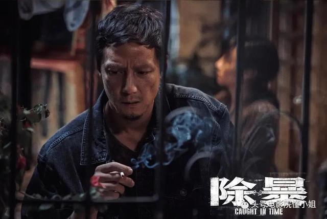 单身男女 吴彦祖，电影《单身男女》的最后结局是什么（《除暴》杀青后生病入院）