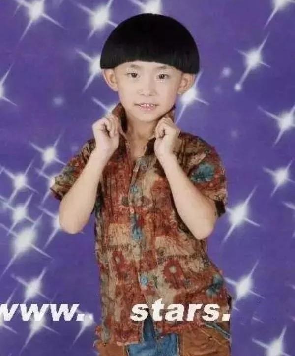 易烊千玺出道时间，易烊千玺出道时间天数（易烊千玺到底经历了什么）