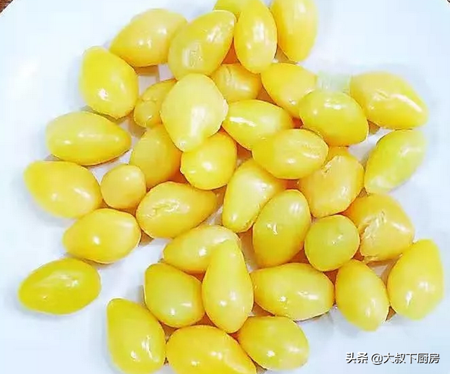 干贝的家常做法炒菜，大叔家的海鲜菜：干贝炒芹菜