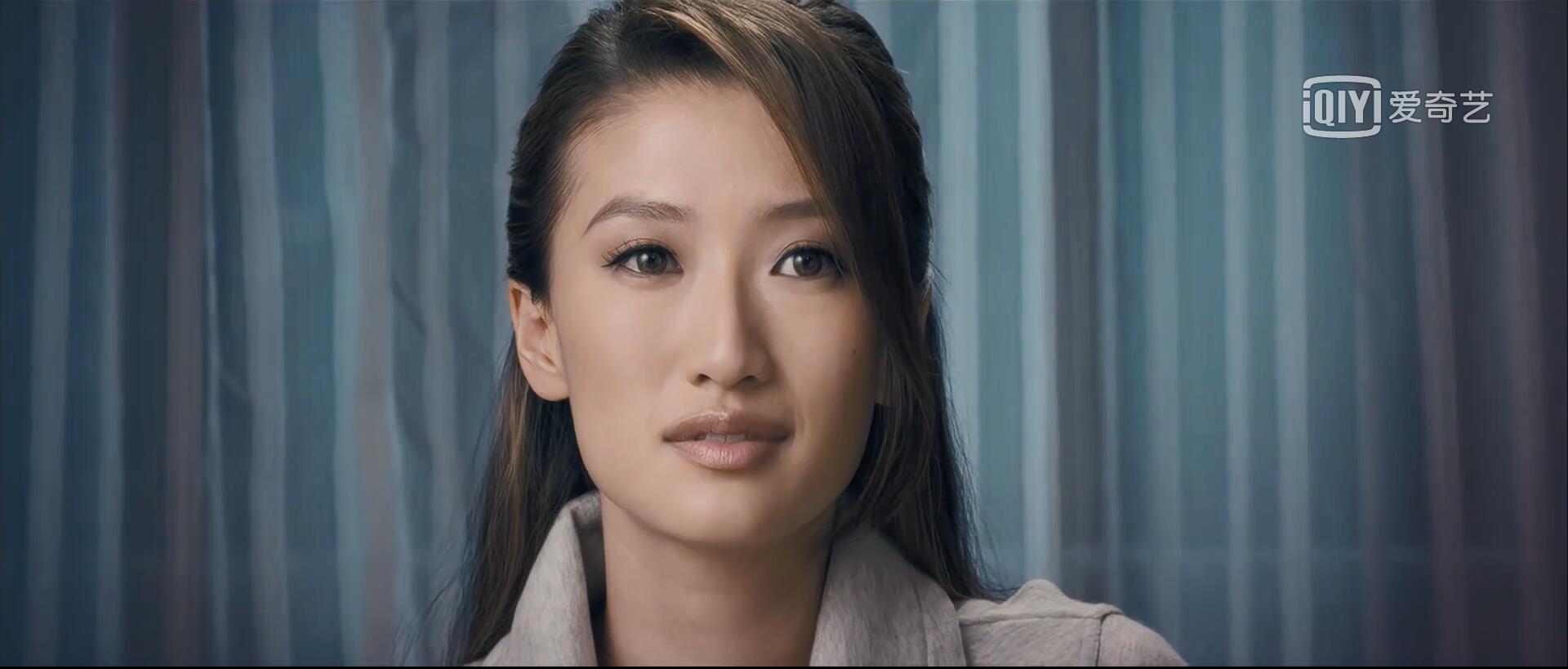 《绝色武器》赤裸特工姐妹篇,美艳杀手的对决