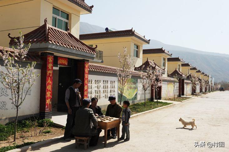 一户一宅证明范本（在农村）