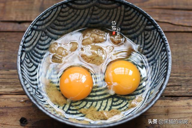 鱼子炒鸡蛋的做法，怎样做鱼子炒鸡蛋（鱼身上这东西别丢了）