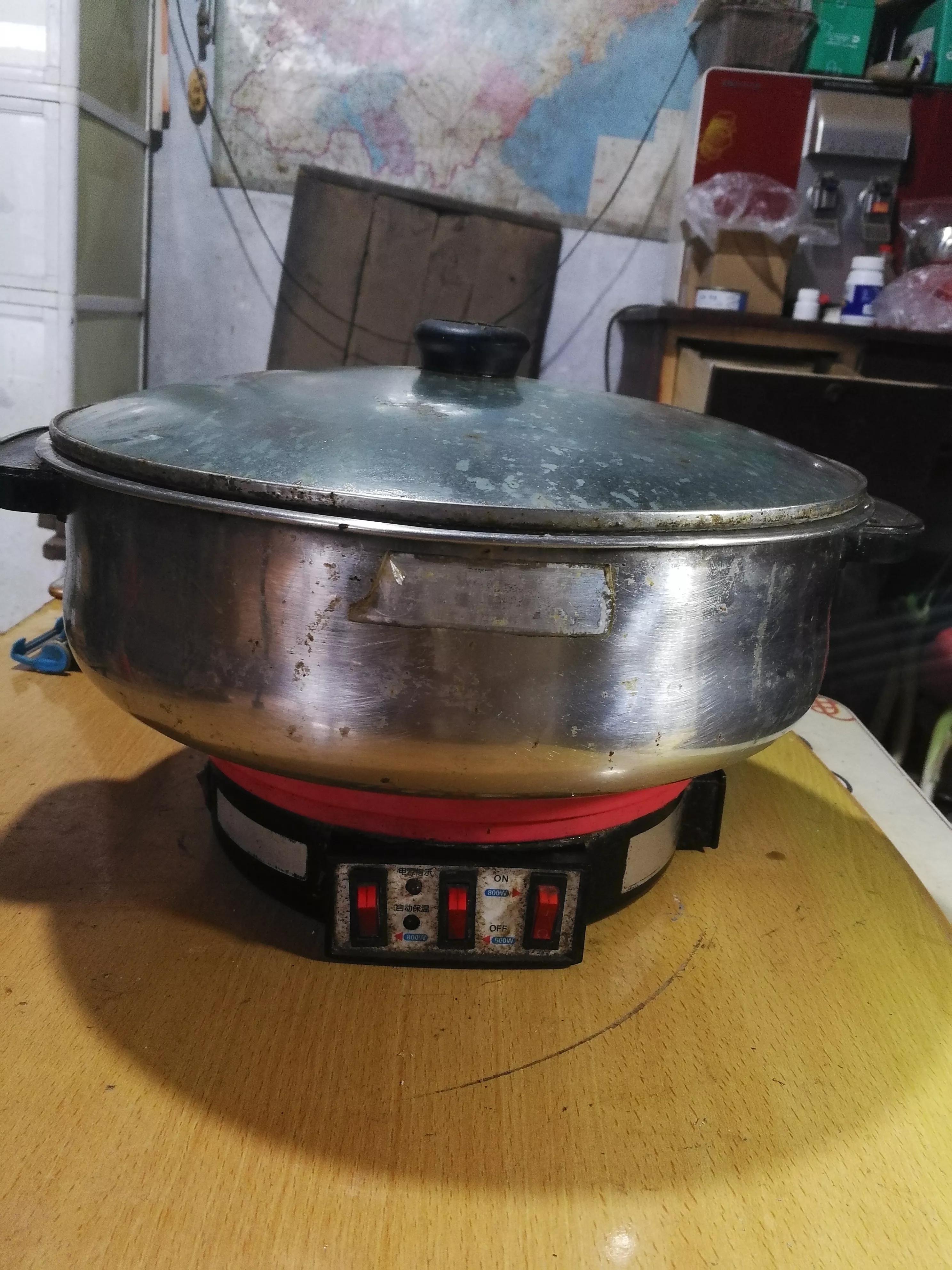东芝电饭煲插电没反应怎么回事（电饭锅不通电修理教程）