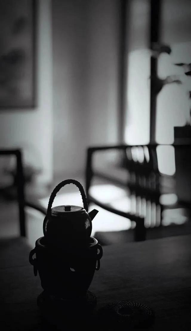 淡然是什么意思，淡然是啥意思（散文：人生入秋，淡然从容）