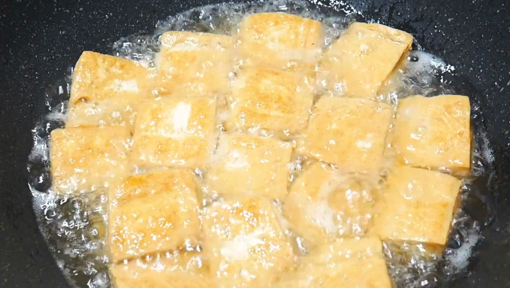 圖片[5]-【雞蛋豆腐煲】做法步驟圖 出鍋比大魚(yú)大肉還香 上桌家人搶著-起舞食譜網(wǎng)