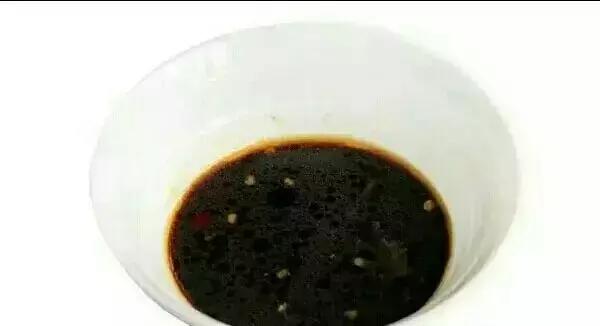 东北的蘸酱菜有哪些好吃的酱，东北的蘸酱菜有哪些好吃的酱料（21款东北冷菜酱汁）