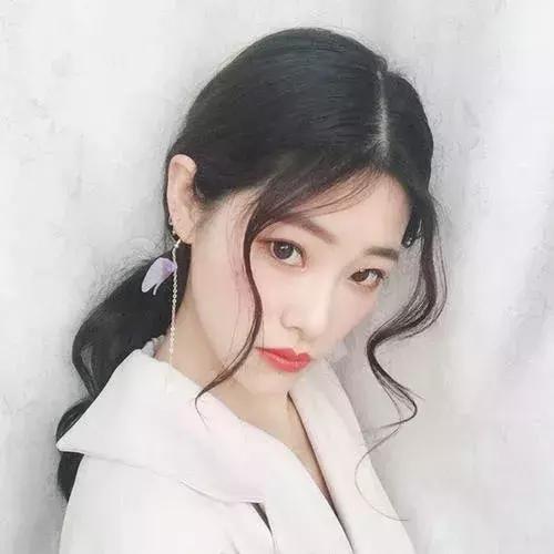 日常烫刘海教程，烫刘海怎么打理（试试最火的“刘海烫”吧）