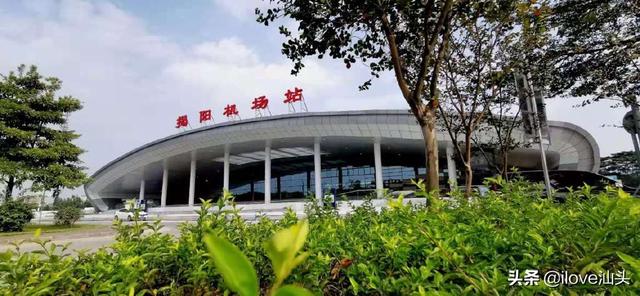 梅汕高铁开通的，好像叫“梅潮高铁”比较合适吧