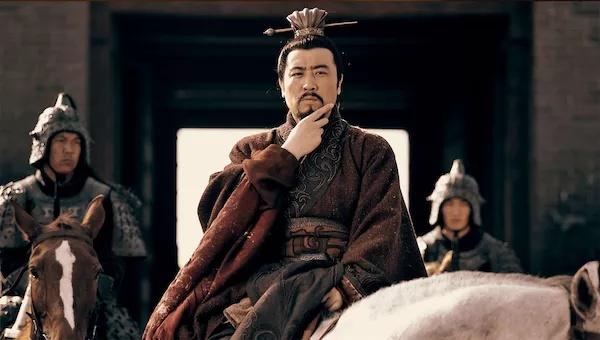 新三国剧情介绍，接着奏乐接着舞是哪部电影（《新三国》之见解）