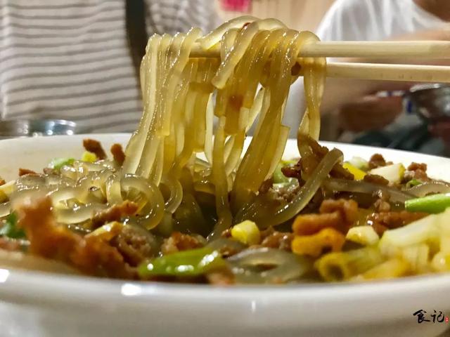 河南老式炒面的制作方法，河南老式炒面做法视频（别问了，襄阳真的没什么好吃的）