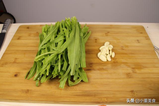 油麦菜怎样做好吃，油麦菜的18种做法（清淡爽口又营养）