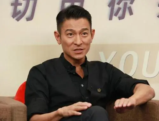 刘德华德才兼备，却当众说讨厌张柏芝，两人到底有什么恩怨？