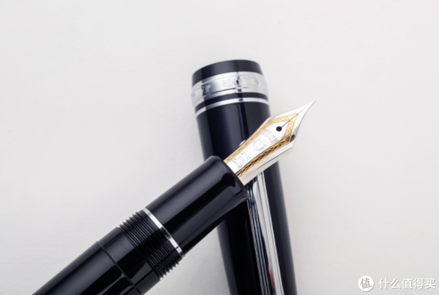 ef尖和f尖的区别，钢笔m尖f尖ef尖有什么区别（哪些知名品牌钢笔的“性价比”最高）