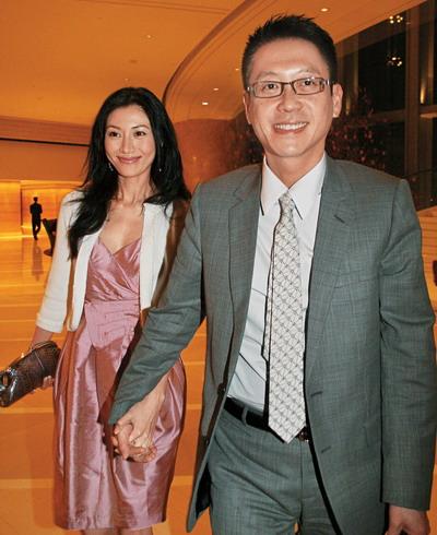 天上人间后台老板是谁,覃辉的个人资料(李嘉欣的富商"集邮"记)