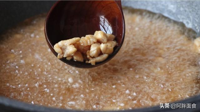 黄豆酱怎么做好吃，自己在家制作黄豆酱怎么好吃呢（史上最简单黄豆酱做法）