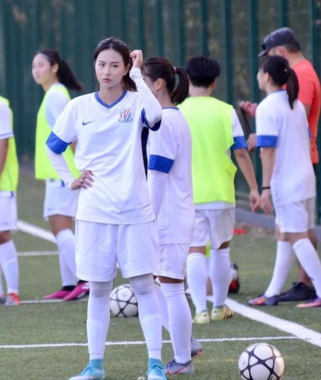 世界十大足球美女是什么，世界最有名的女足球选手（中国女足史上10大美女）