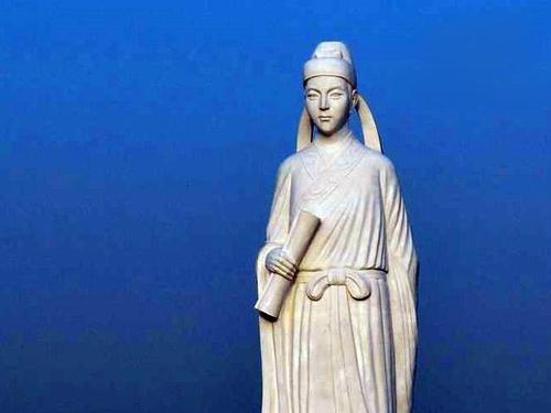 诗鬼是谁，诗鬼是谁诗圣是谁诗魔是谁（李贺：与李白、杜甫齐名）