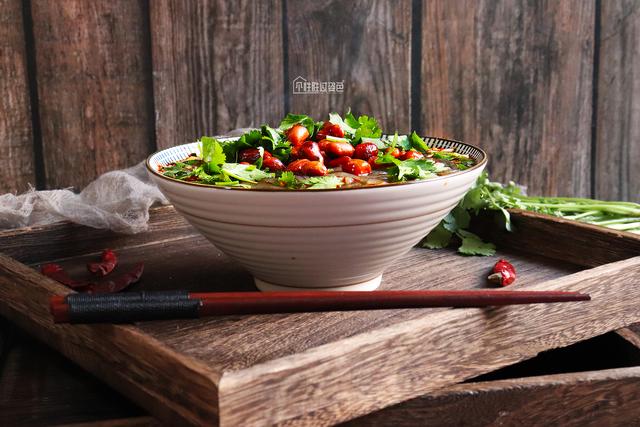 四川正宗酸辣粉，最好吃的酸辣粉牌子排行榜（开店20年的老师傅教您正宗酸辣粉做法）