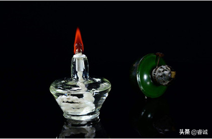 医用酒精和工业酒精的区别，医用酒精和工业酒精的区别  怎么区分医用酒精和工业酒精（医用酒精和工业酒精之区别）