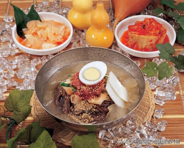 冷面是什么面做的，各地东北人吵起来啦