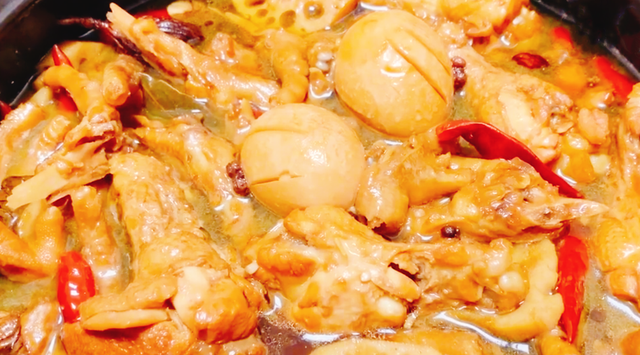 卤鸡肉怎么卤，卤鸡肉怎么卤才香（学会这一锅卤三鸡）