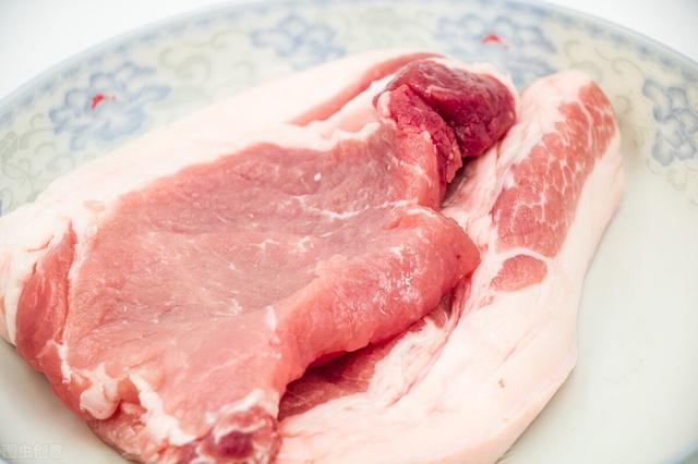 猪后腿肉怎么做好吃，前腿、后腿、五花、梅花有啥区别（猪后腿肉怎么做好吃腊肉）