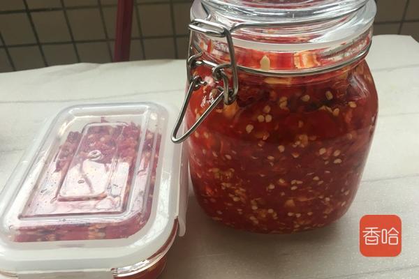 正宗湖南剁辣椒的做法，家常剁椒的做法和步骤（正宗湖南剁辣椒）