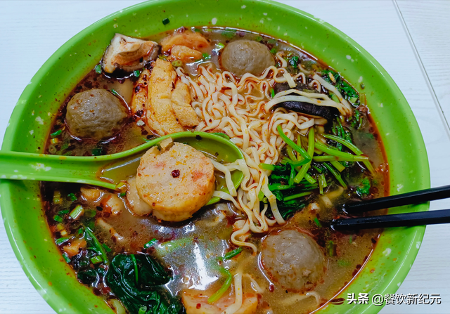 麻辣烫配菜有哪些，麻辣烫配菜图片（开麻辣烫的小姨子透露）