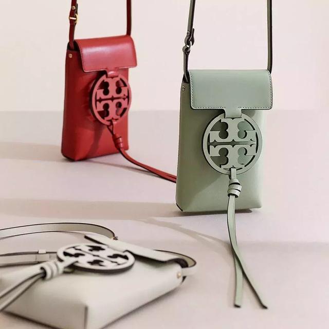 mk包包属于什么档次，MK包包属于什么档次（这五个颜值与质感均在线的包包品牌）