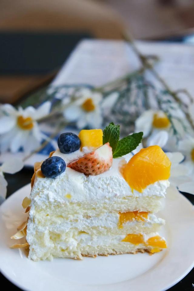 一磅蛋糕几个人吃，一磅蛋糕（福州世茂洲际酒店四季蛋糕）