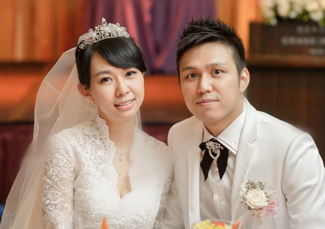 卓依婷是怎么死的，香港卓依婷个人资料（复刻26年前舞台仍似少女）