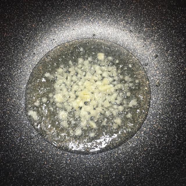 青椒土豆丝的做法，青椒土豆丝的做法步骤图片（懒人必备的青椒土豆丝）