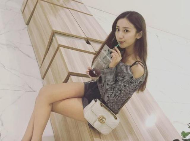 九头身是是什么意思，什么是九头身（美丽高挑九头身女孩）