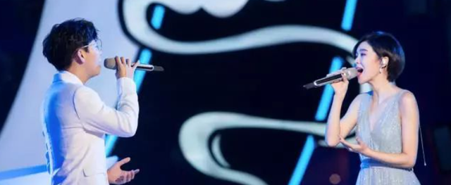 快乐大本营快乐女声，快乐大本营游乐王子是哪一期（胡夏跟郁可唯参加快乐大本营）