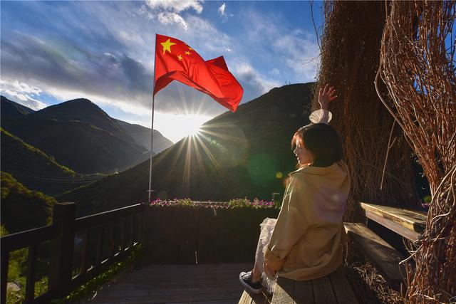 九寨沟海拔最高多少米，九寨沟海拔高度是多少米（中国最美的县城之一）