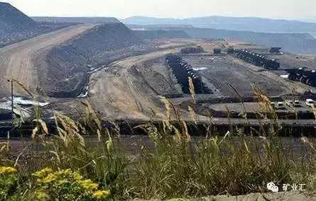 内蒙古大营铀矿，中国内蒙古发现世界级铀矿（中国五大露天煤矿占四个）