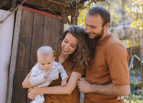 牛年女宝宝取名，牛年女孩洋气名字（适合属牛的女孩子起名字）