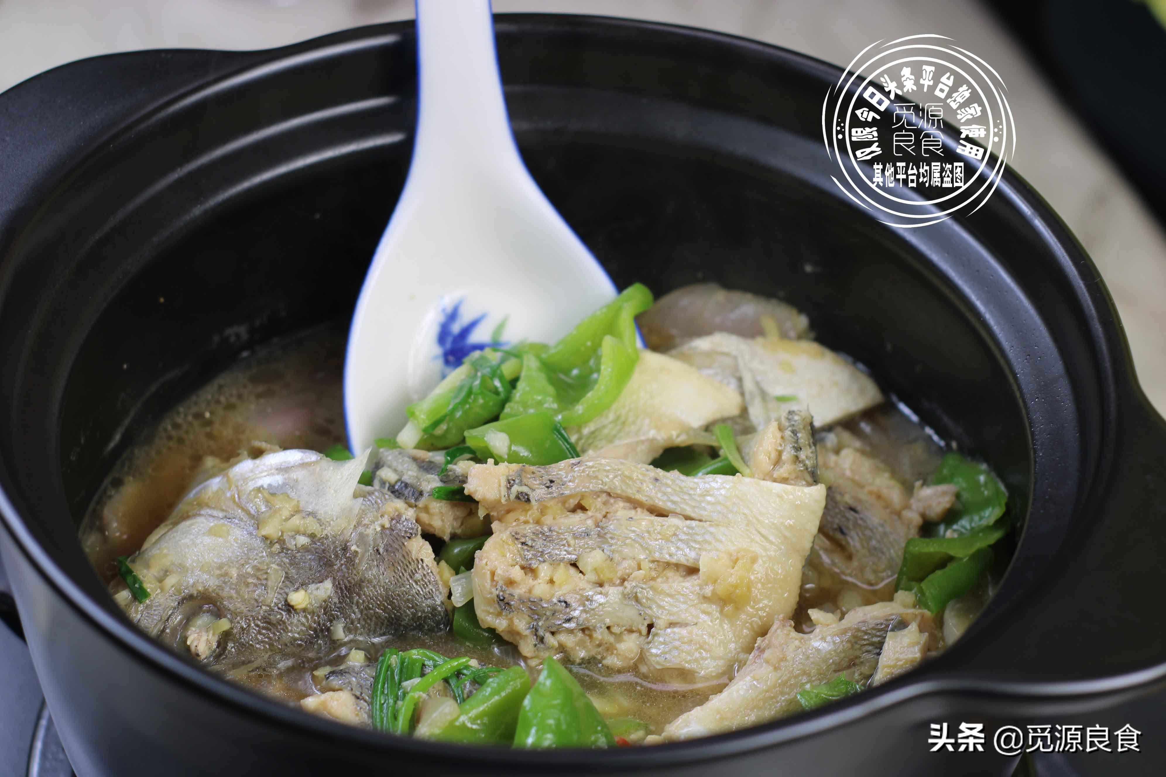 简单几步教你做出美味鲈鱼，家常做法轻松上手，鲜嫩入味超下饭