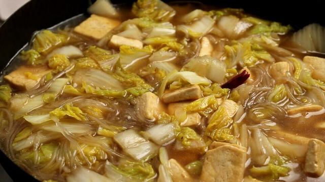 大锅菜的家常做法，家常大锅菜做法图解（冬天北方人最爱的大锅菜）