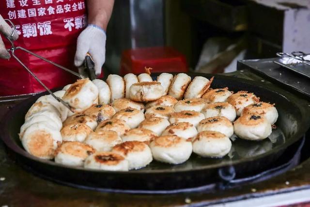 酸奶麻花能放多久 武汉粮道街酸奶大麻花哪个味道最好吃，酸奶麻花能放多久（我们翻遍了武汉的12条街）