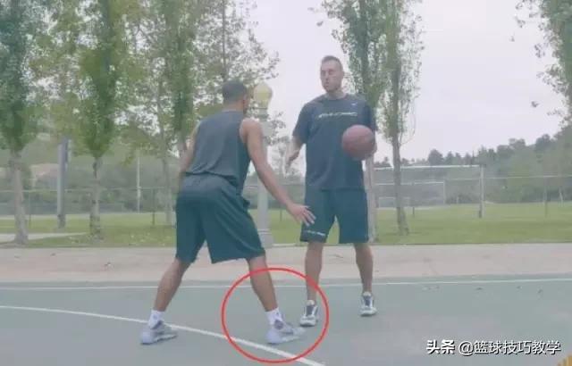 篮球运球的技巧，为什么你的运球突破过不了人