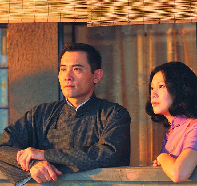 张爱玲散文集介绍，张爱玲散文全编（从婚外情到一夫三妻）