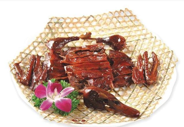 赣州美食，江西赣州特色美食小吃（来赣州必吃的六道菜）