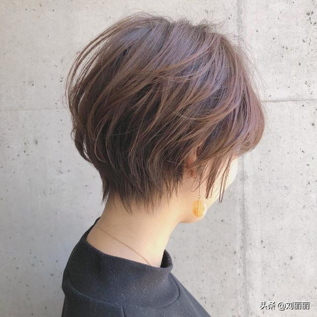 什么样的脸型适合短发，什么脸型适合剪短发（有这3个特征的女性）