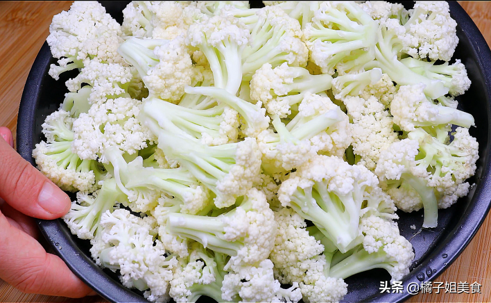 图片[2]-凉拌花菜黑木耳做法 开胃下饭 上桌瞬间被扫光-起舞食谱网