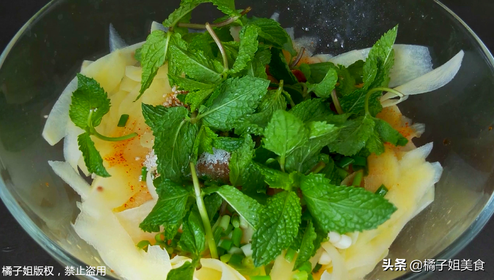 图片[7]-【凉拌土豆片】做法步骤图 香辣美味 3分钟就能上桌-起舞食谱网