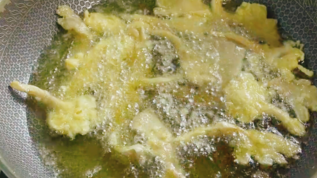 图片[5]-【椒盐蘑菇】做法步骤图 比肉还好吃 做法简单-起舞食谱网